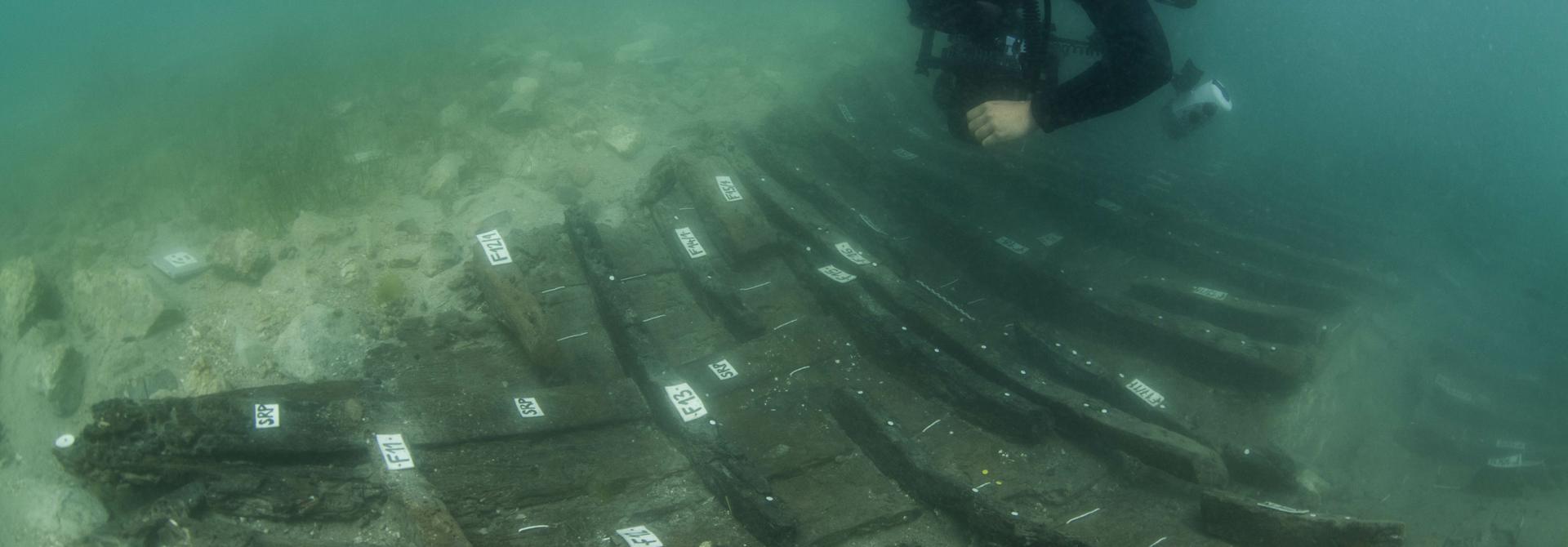 Trstenik - Kaštela-A 1st c. AD cargo ship, sunk on purpose to reinforce the operative waterfront of a villa in the ager of ancient Salona, the capital of the Roman province of Dalmatia. (Photo: Božo Vukičević)